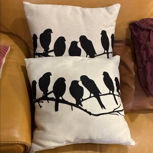 Bird Silhouette Throw Pillow Set/2 NWOT No Wear No Smudges Pilling Black/ Cream